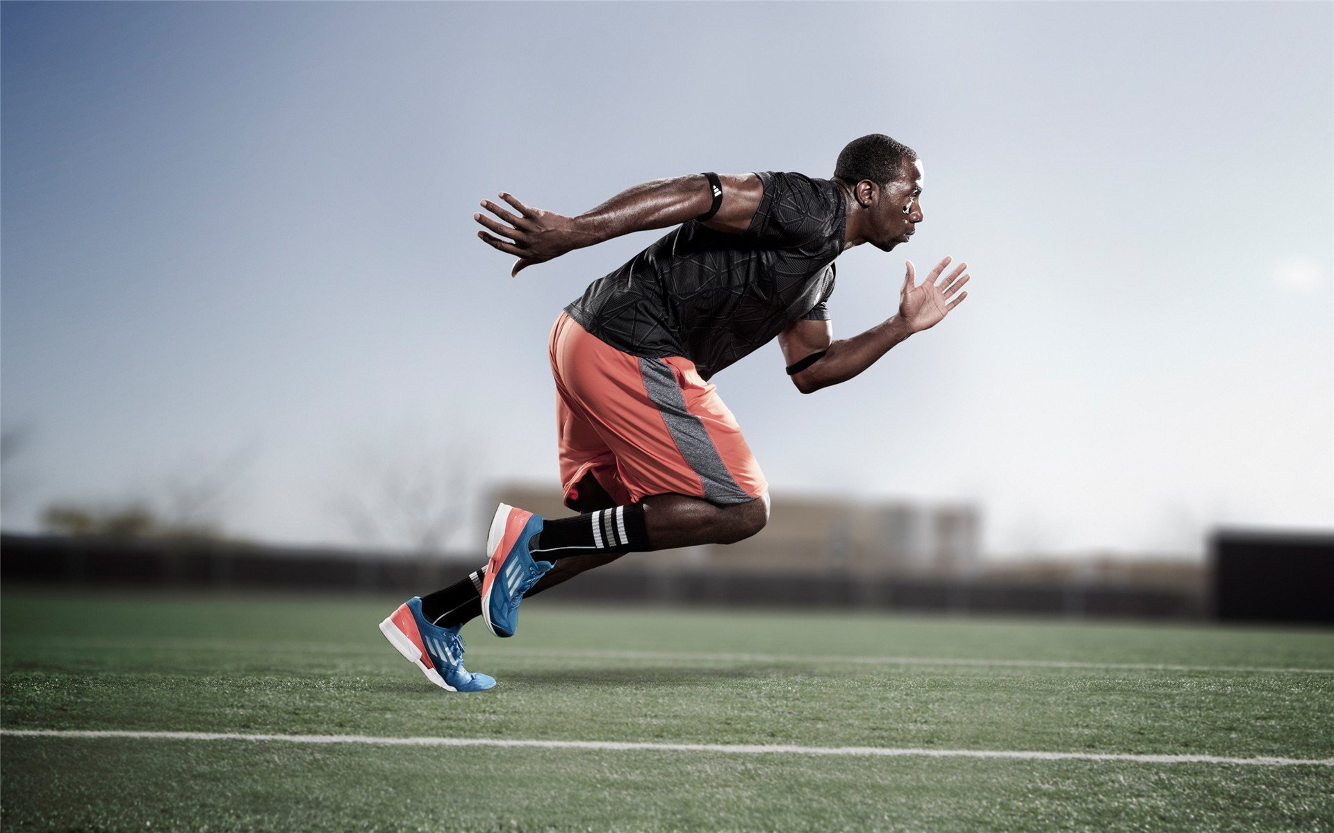 开云体育官网-迪巴拉F1揭幕战接管比赛，法国提前终结加拿大悬念的启示